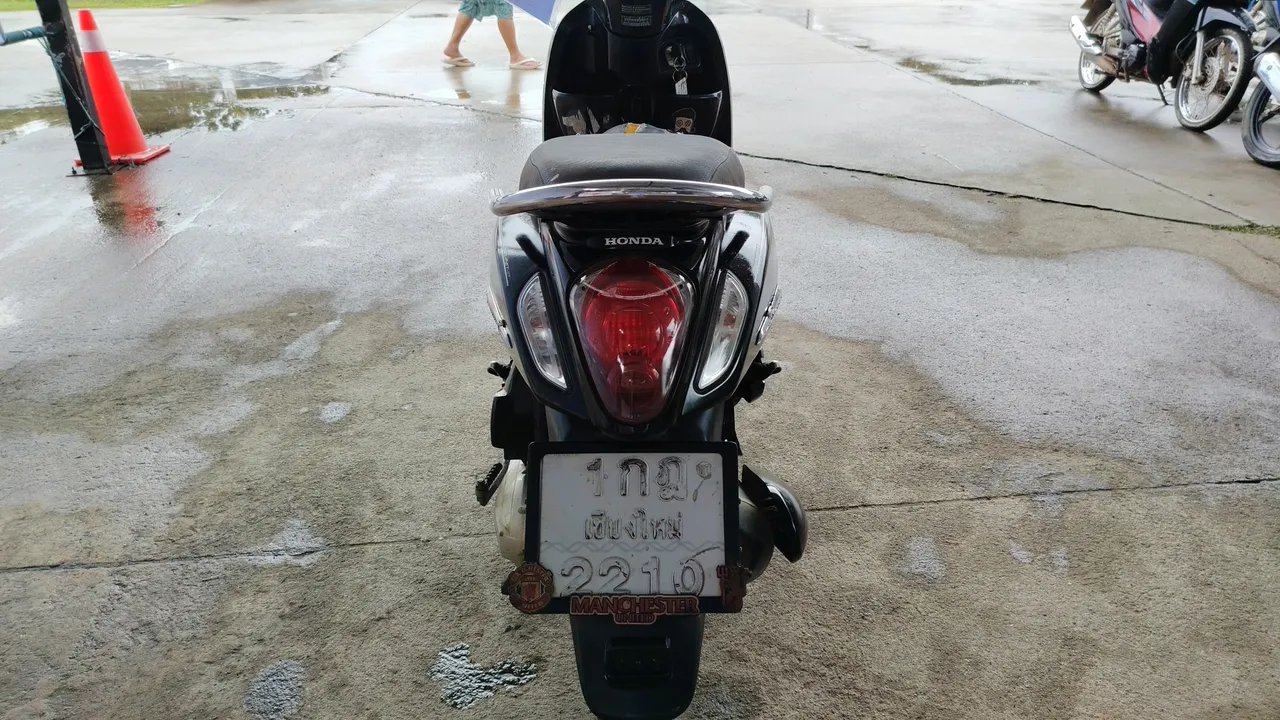 2014 Honda Scoopy – Back