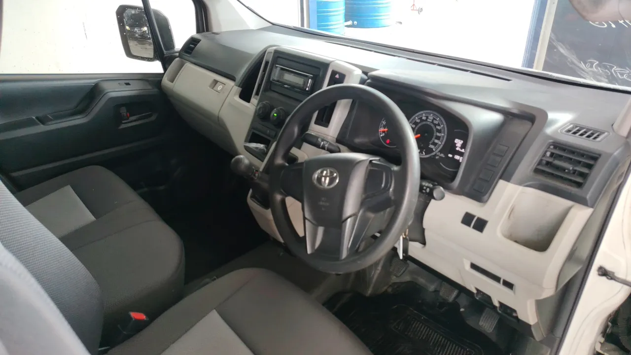 2021 Toyota Hiace – Exterior
