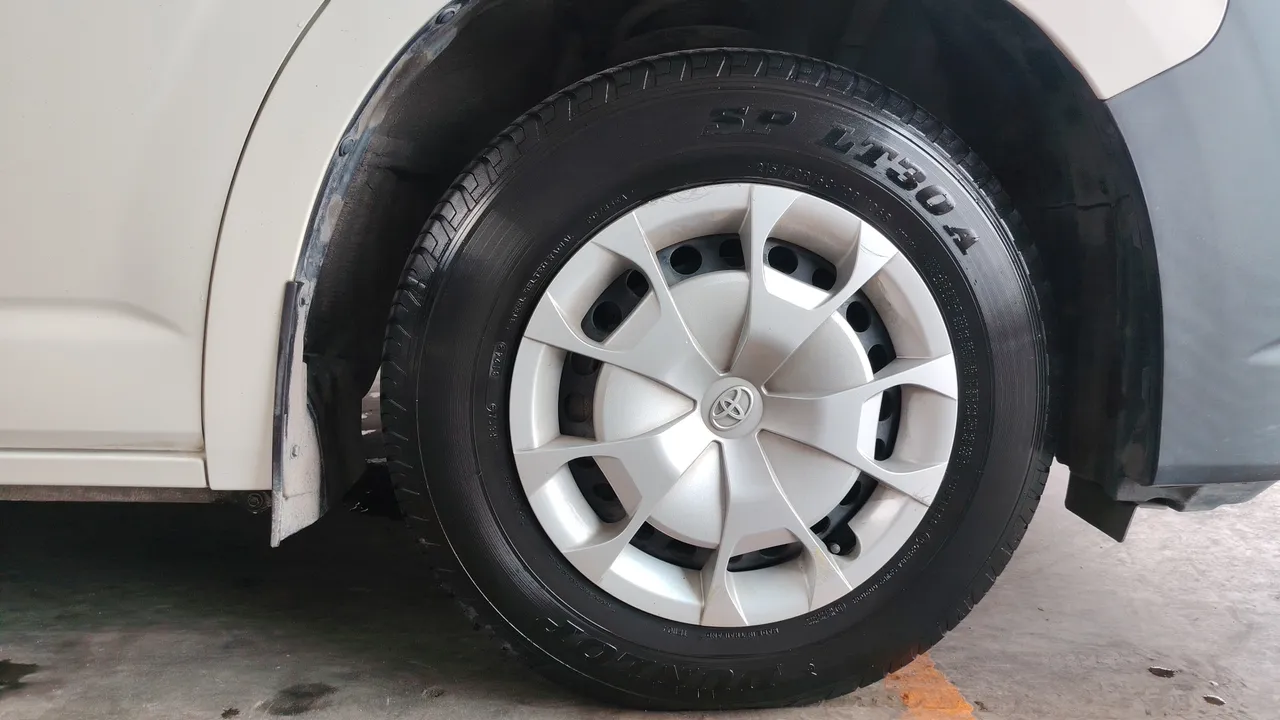2021 Toyota Hiace – Exterior