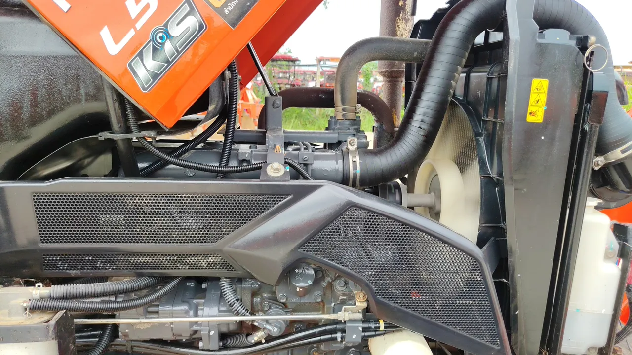2021 Kubota L5018SP VT KIS – Engine