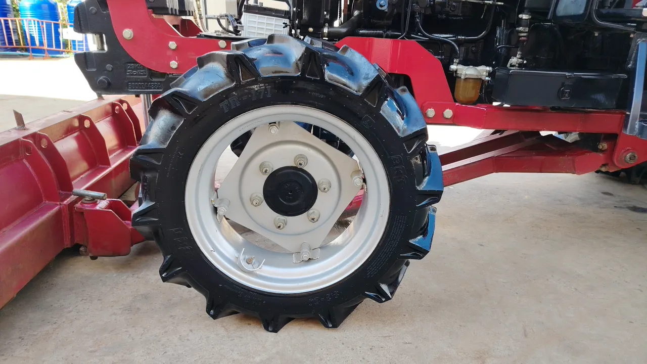 2023 Yanmar SOLIS50 – Exterior