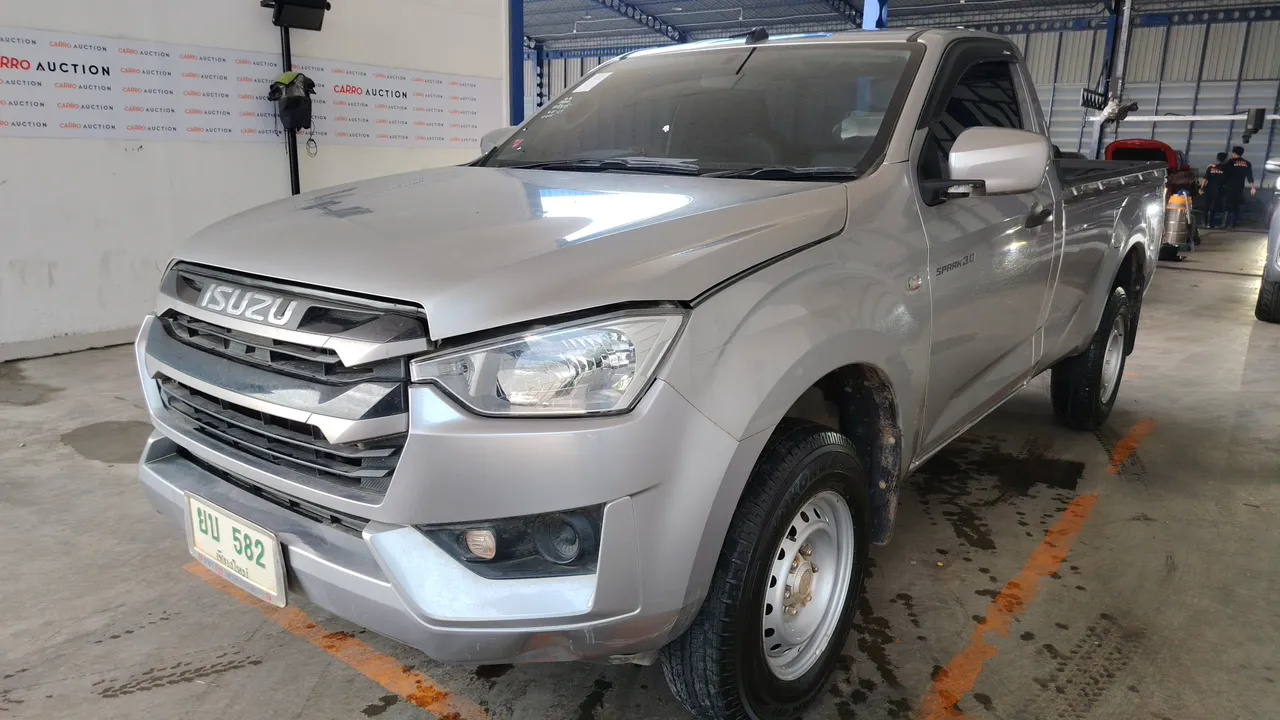 2023 Isuzu D-Max – Front