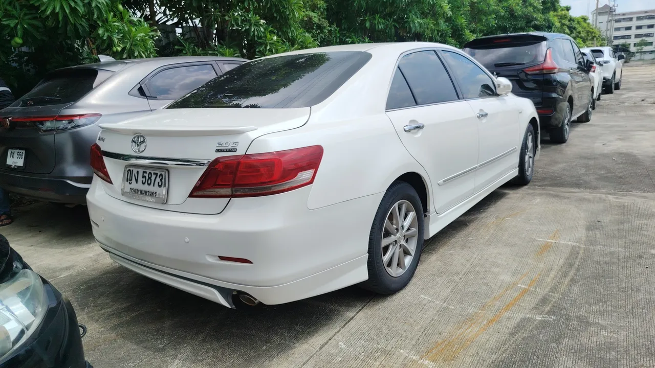 2010 Toyota Camry – Exterior