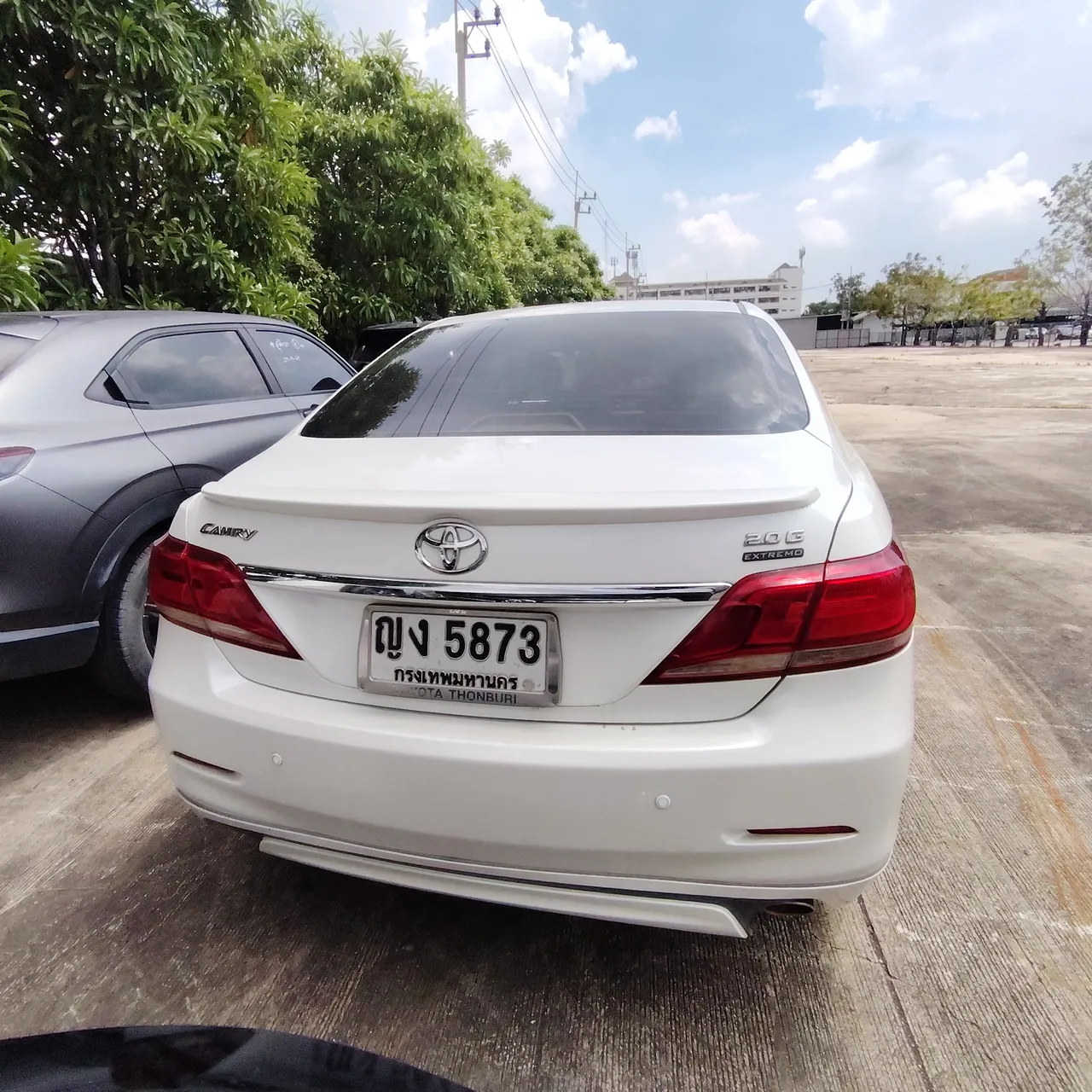 2010 Toyota Camry – Exterior