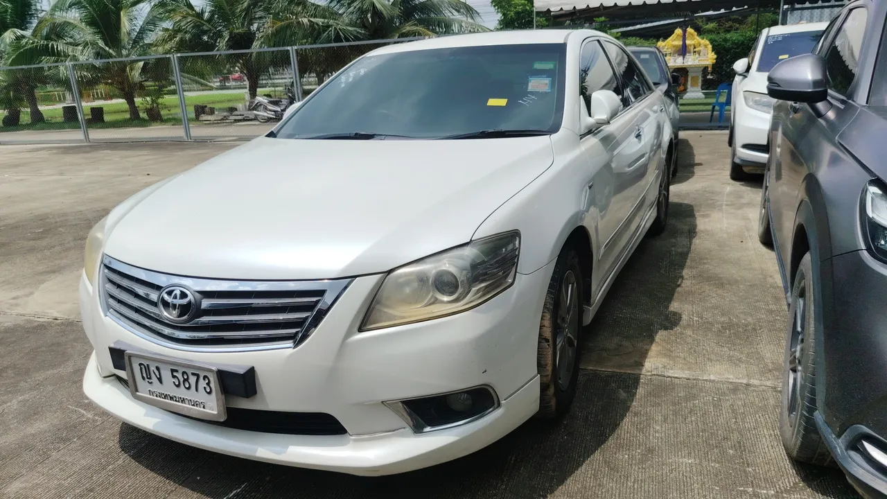 2010 Toyota Camry – Exterior