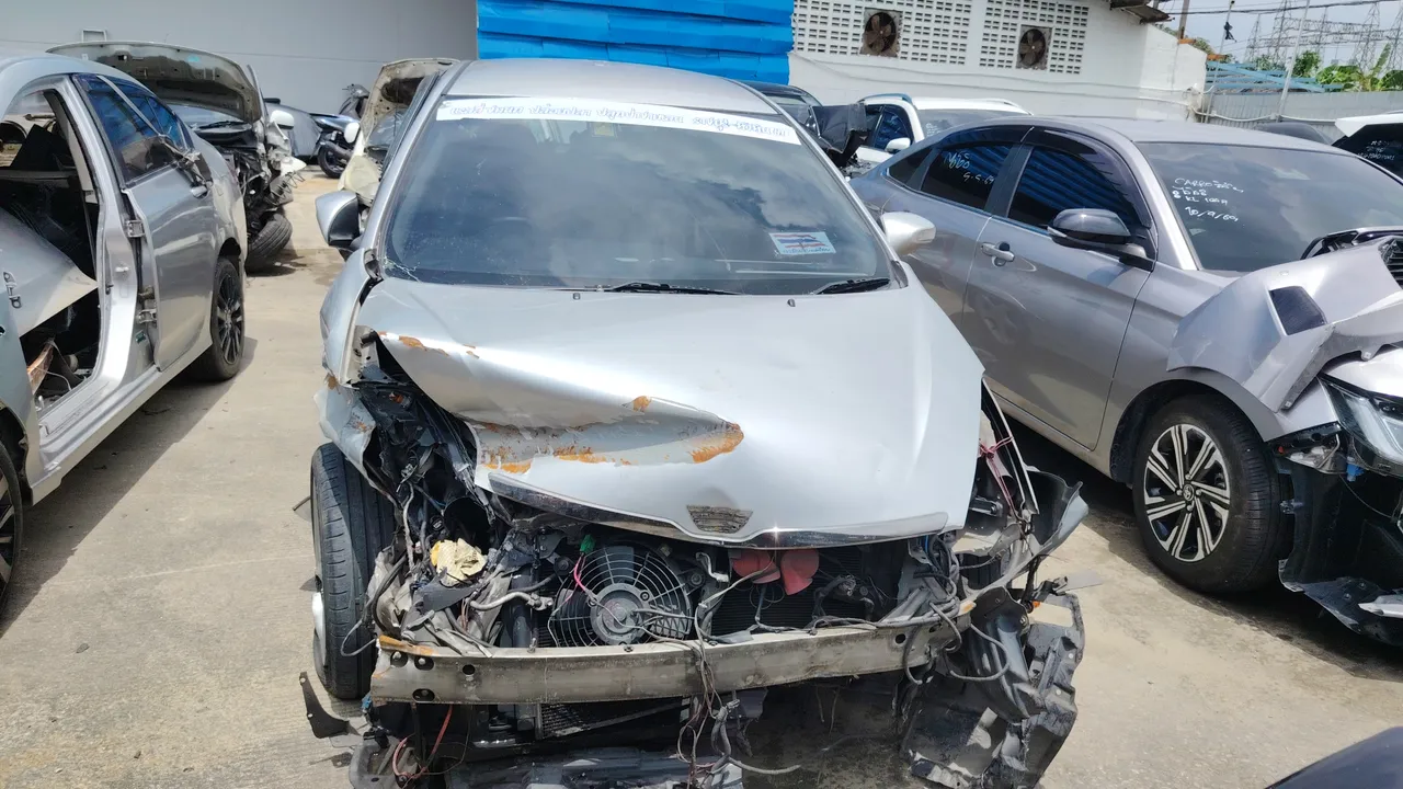 2004 Toyota Wish – Exterior