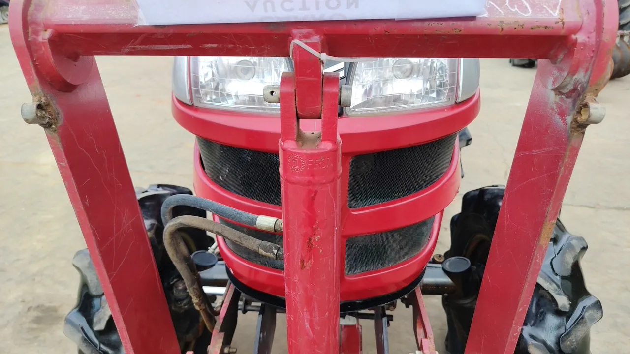2019 Yanmar EF393T – Exterior
