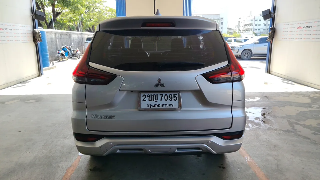 2021 Mitsubishi Xpander – Back
