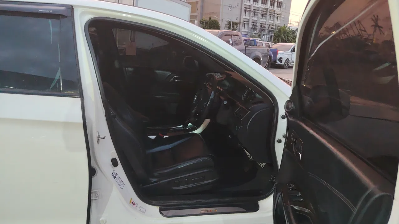 2013 Honda Accord – Exterior