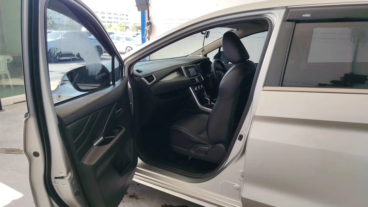 2021 Mitsubishi Xpander – Front