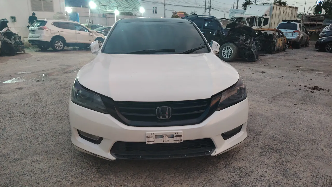 2013 Honda Accord – Exterior