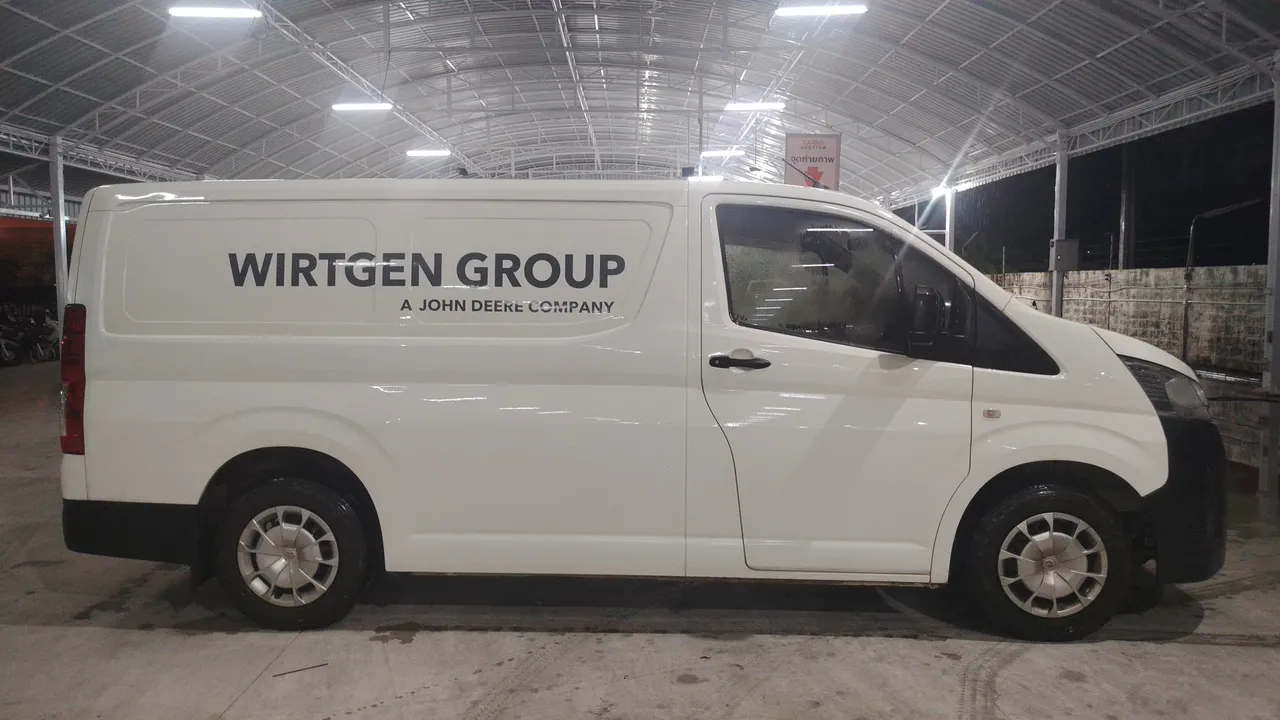 2021 Toyota Hiace – Exterior