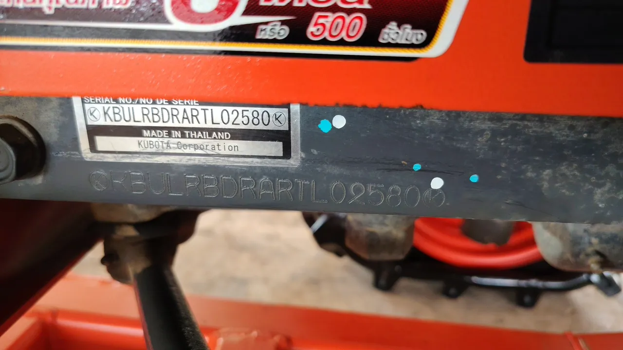 Kubota L4028 – Exterior