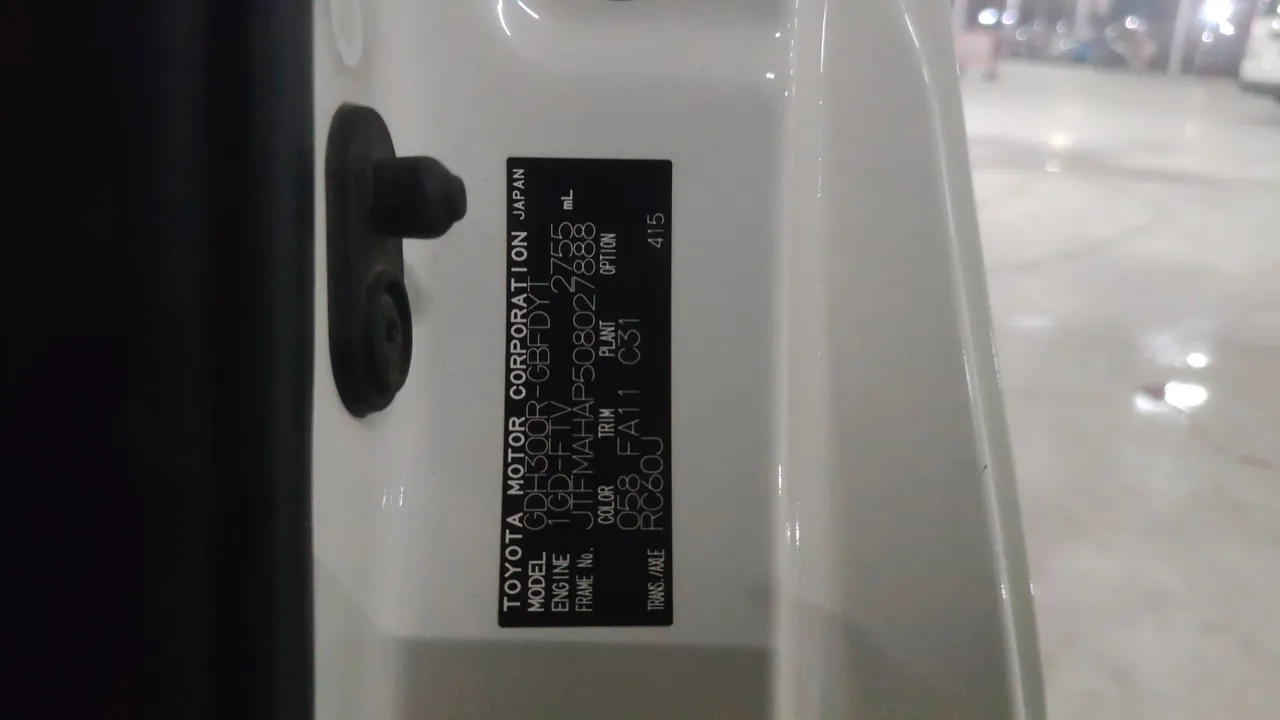 2021 Toyota Hiace – Exterior