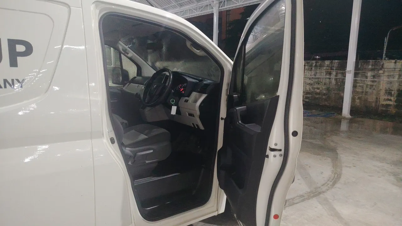 2021 Toyota Hiace – Exterior