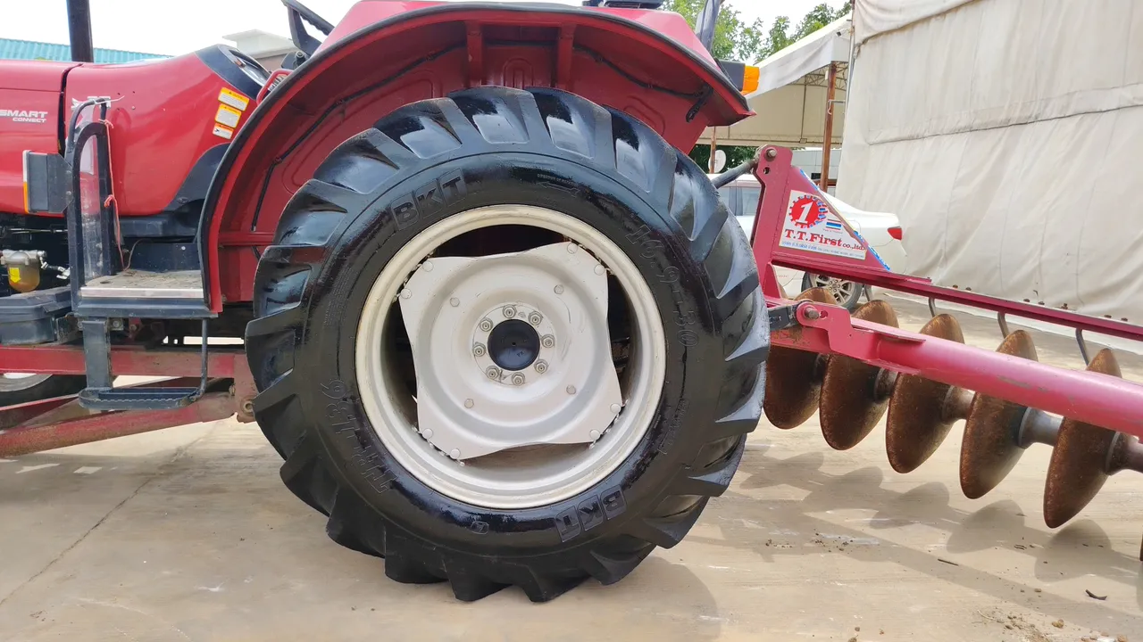 2024 Solis WT-75-4WD – Wheel