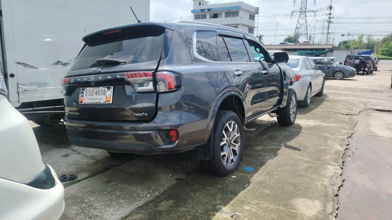 2023 Ford Everest – Exterior