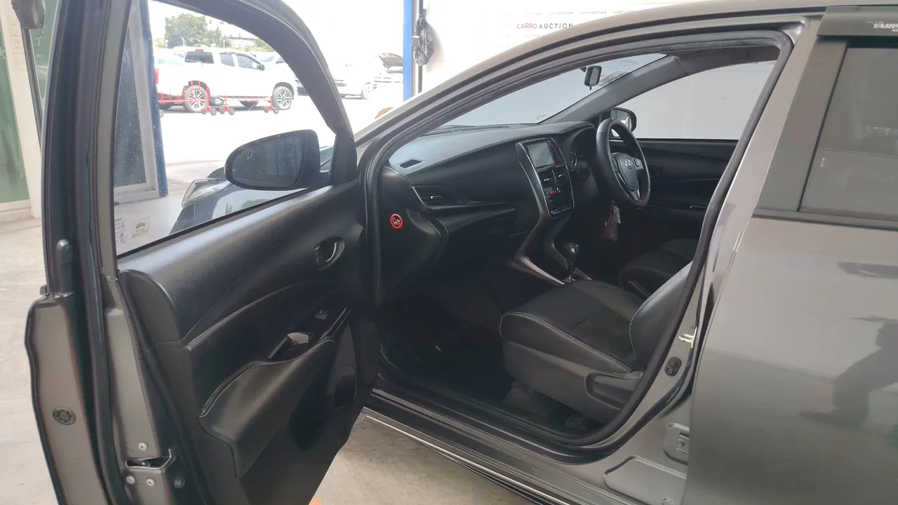 2022 Toyota Yaris Ativ – Front