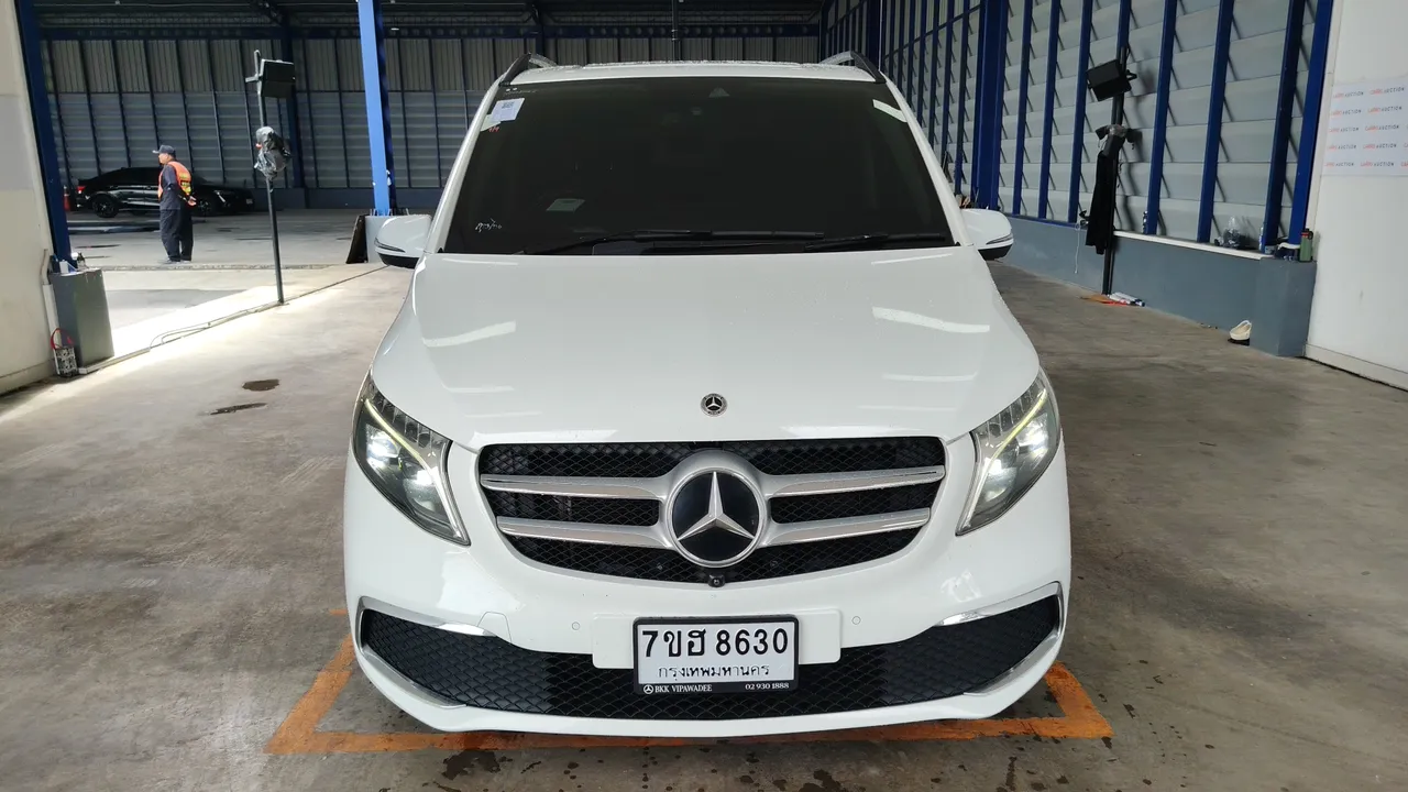 2023 Mercedes-Benz V-Class – Exterior