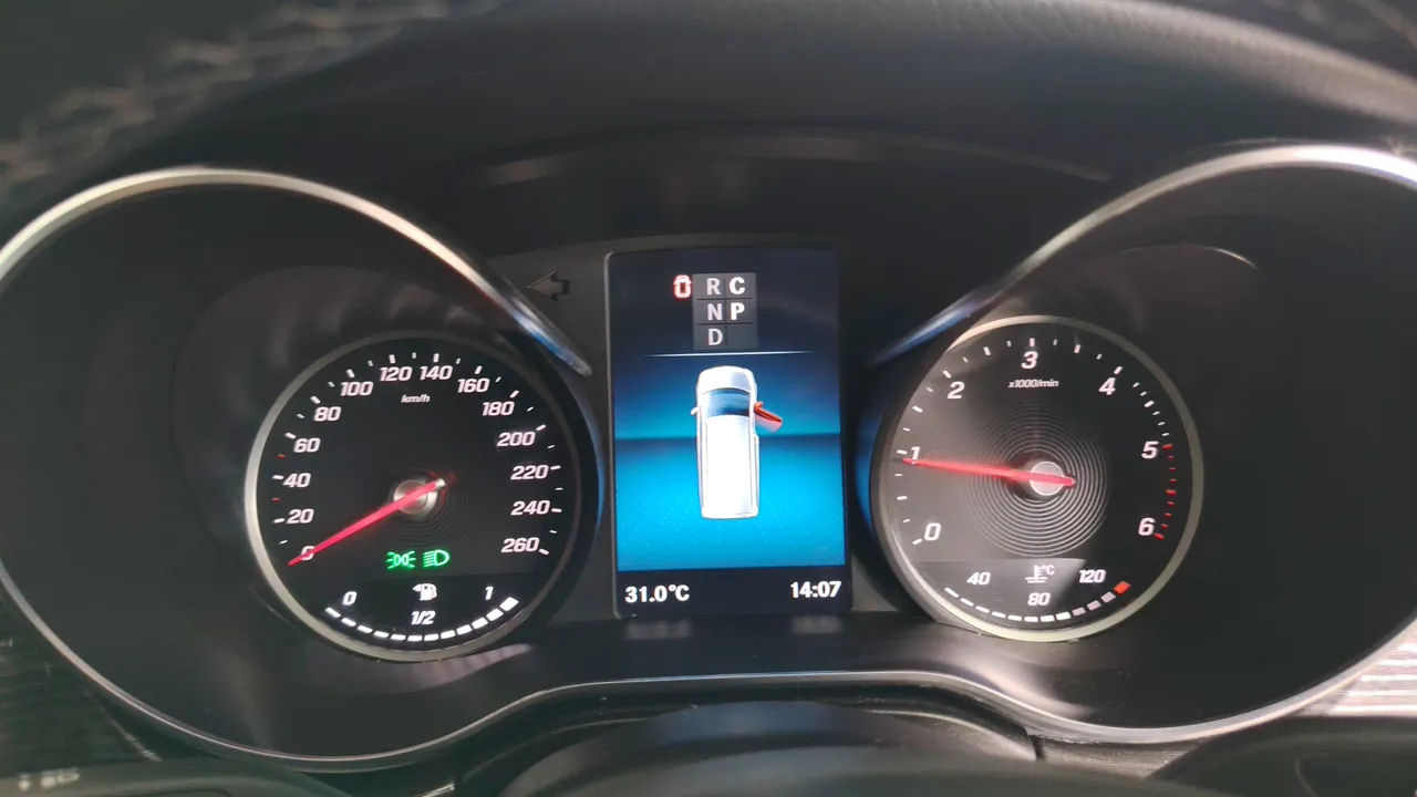 2023 Mercedes-Benz V-Class – Exterior
