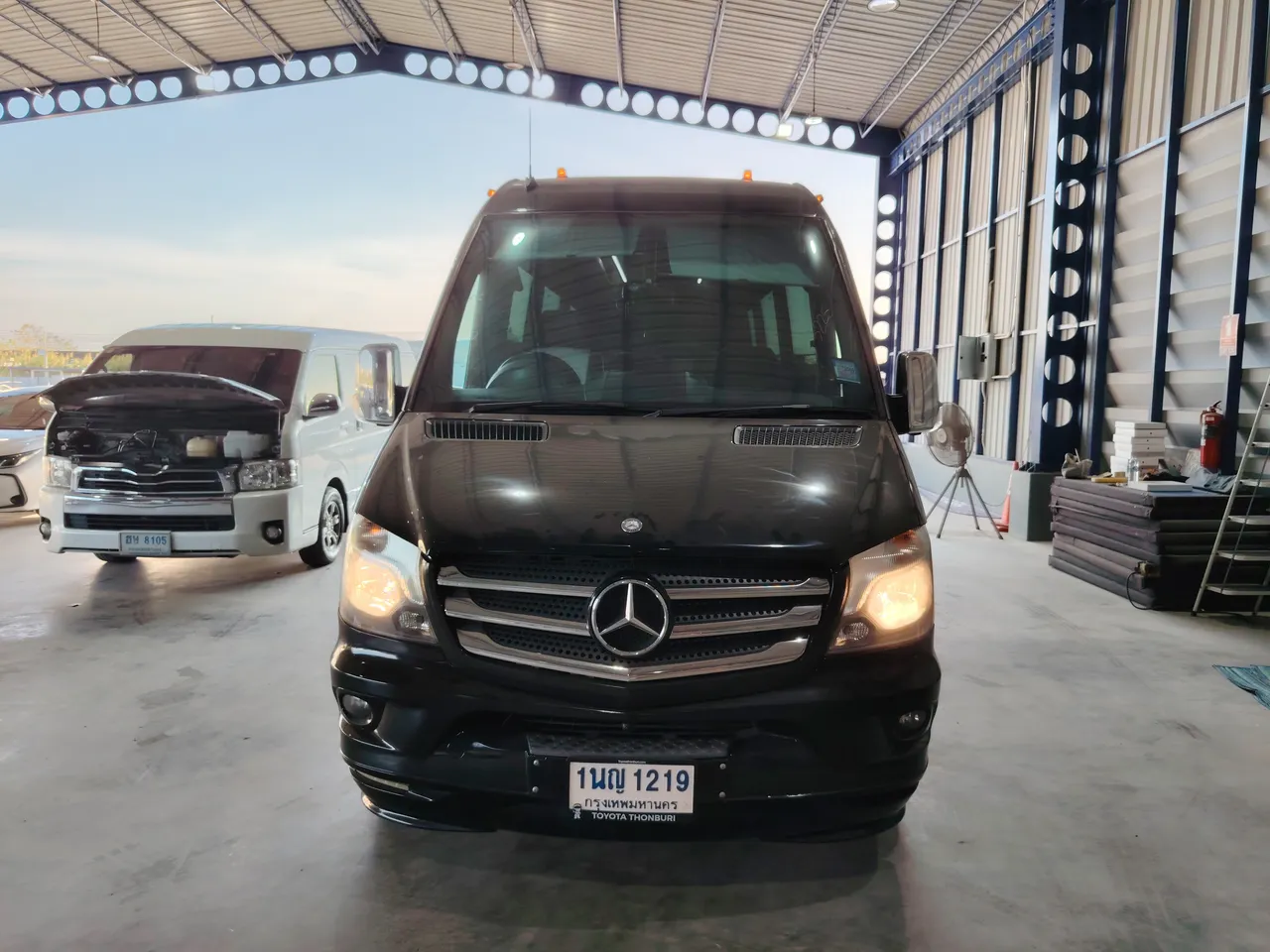 2015 Mercedes-Benz Sprinter – Exterior