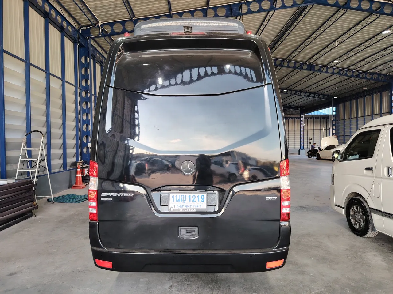 2015 Mercedes-Benz Sprinter – Exterior