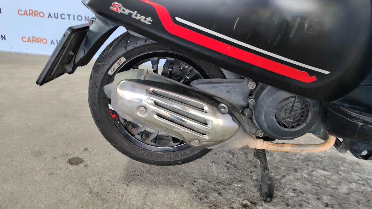 2021 Vespa Sprint – Exterior