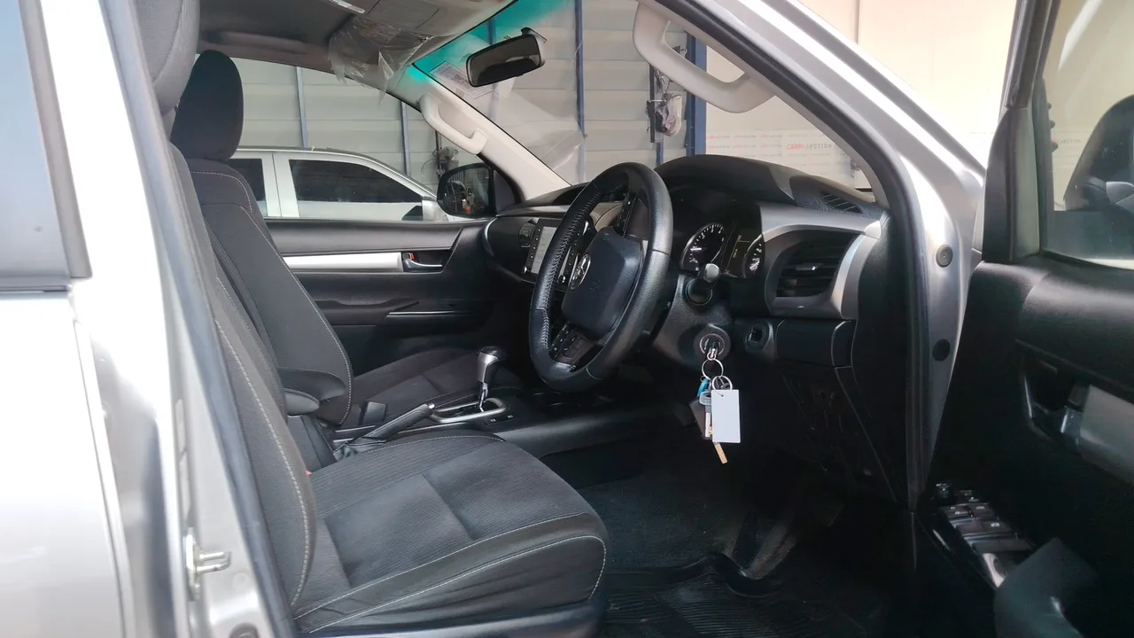 2021 Toyota Hilux Revo – Exterior
