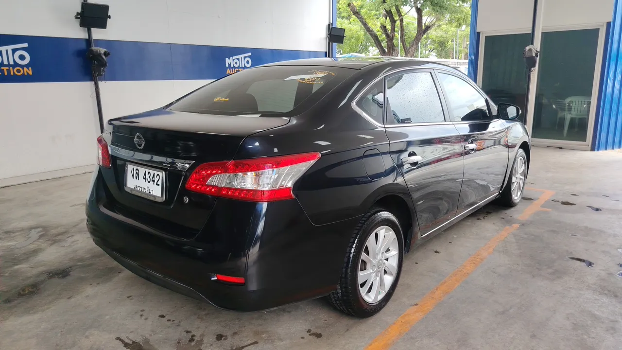 2013 Nissan Sylphy – Back