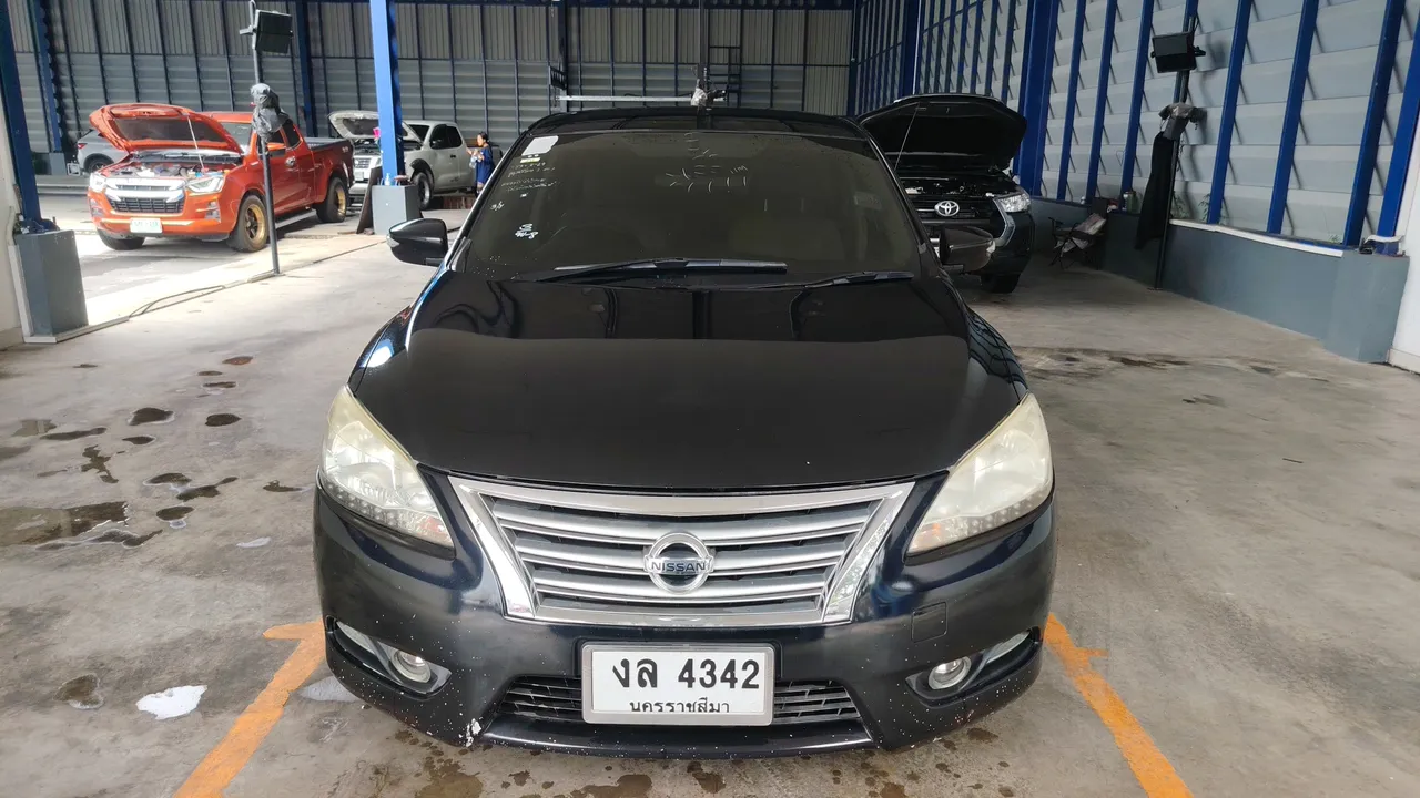 2013 Nissan Sylphy – Front