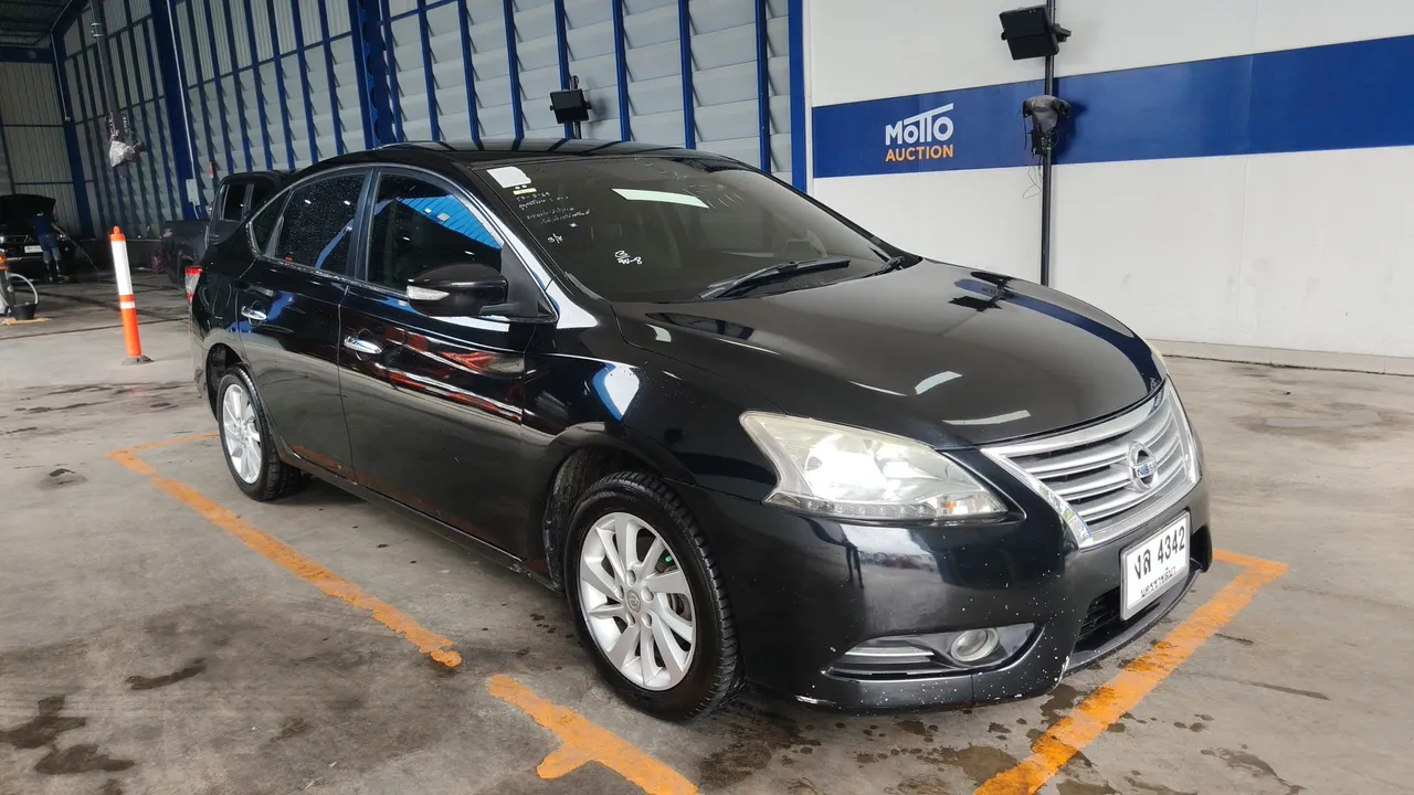 2013 Nissan Sylphy – Front