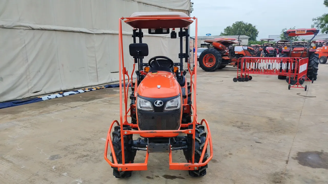 2012 Kubota B2740S-B – Exterior