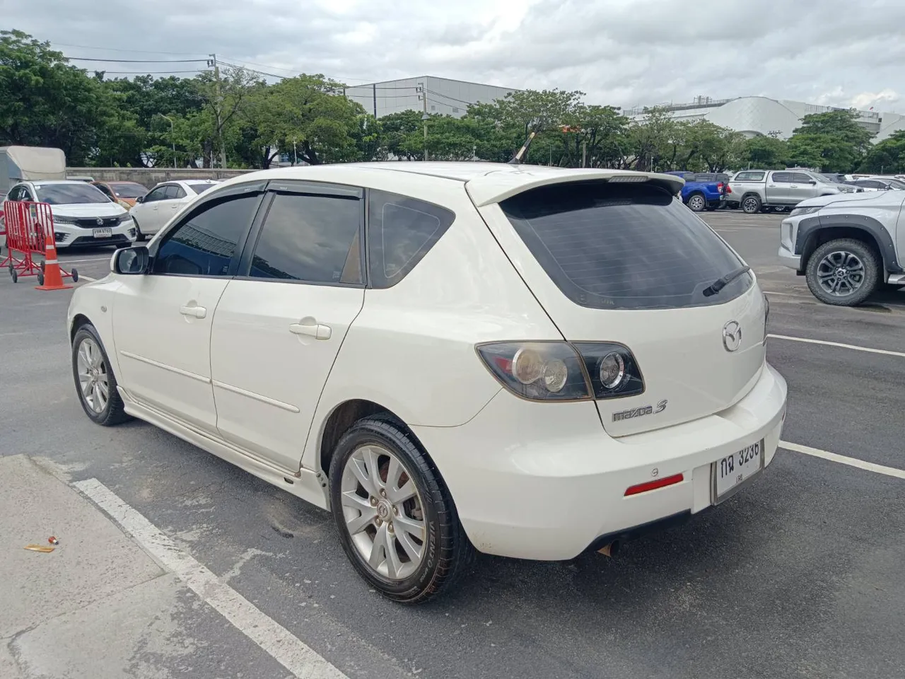 2009 Mazda Mazda3 – Back