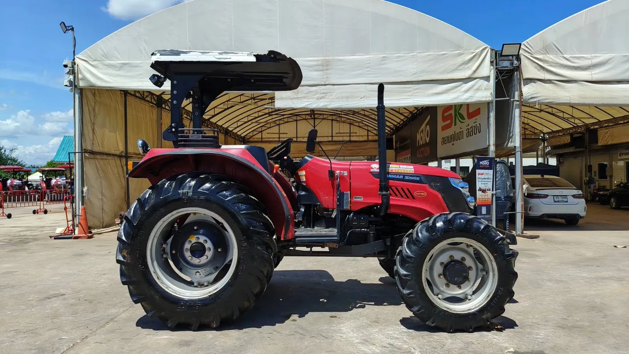 2024 Solis WT-75-4WD – Side