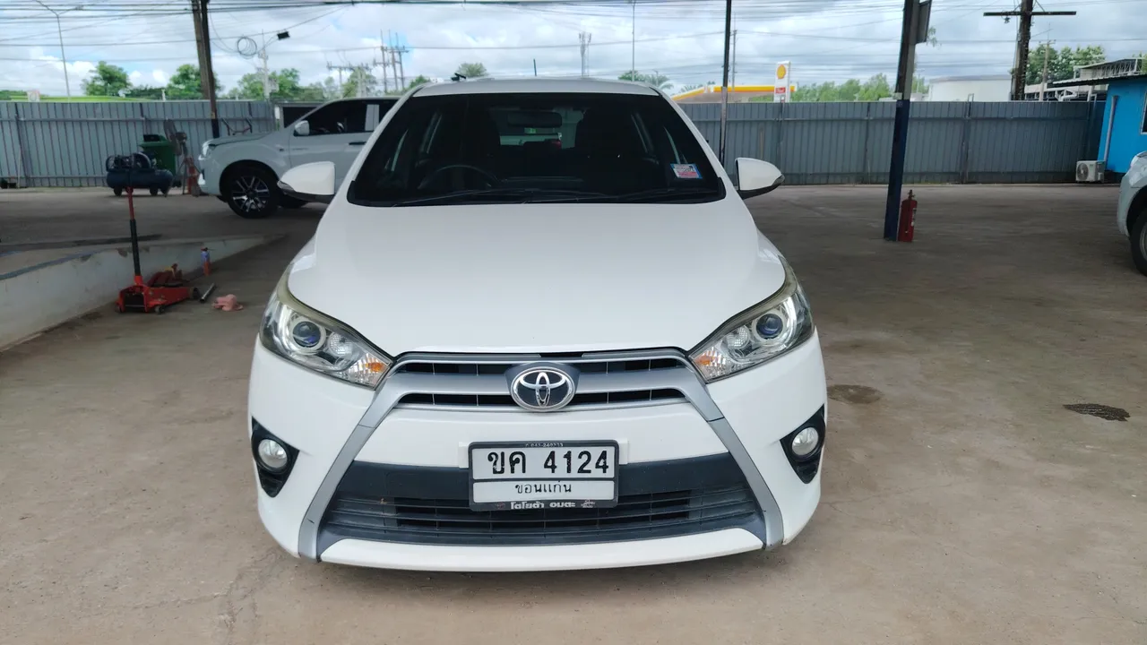 2015 Toyota Yaris – Exterior