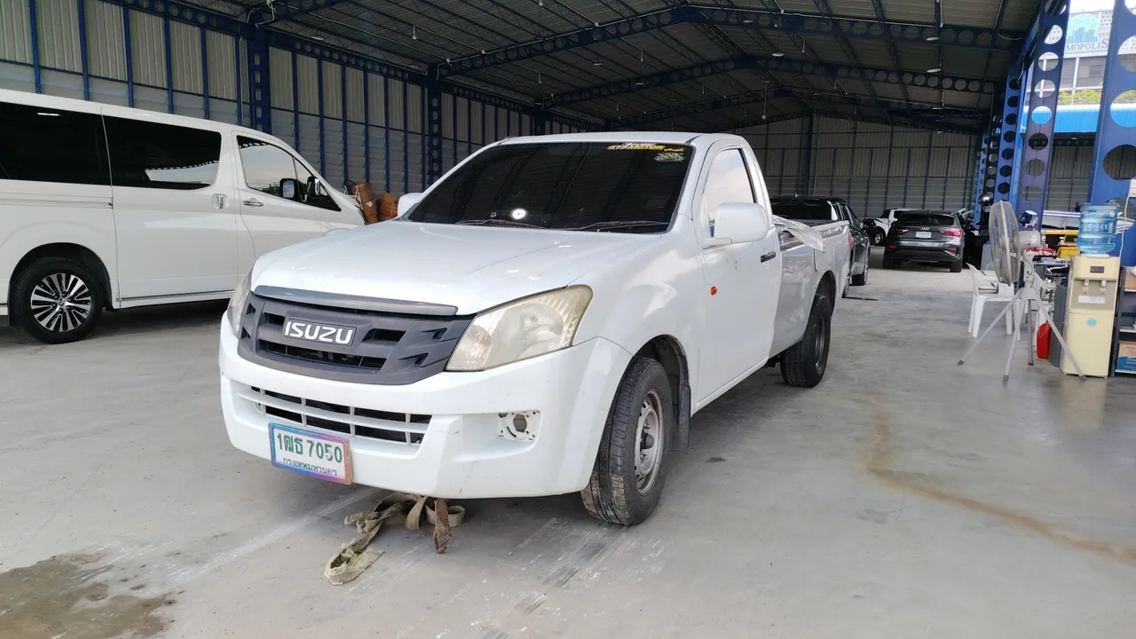 2015 Isuzu D-Max – Exterior