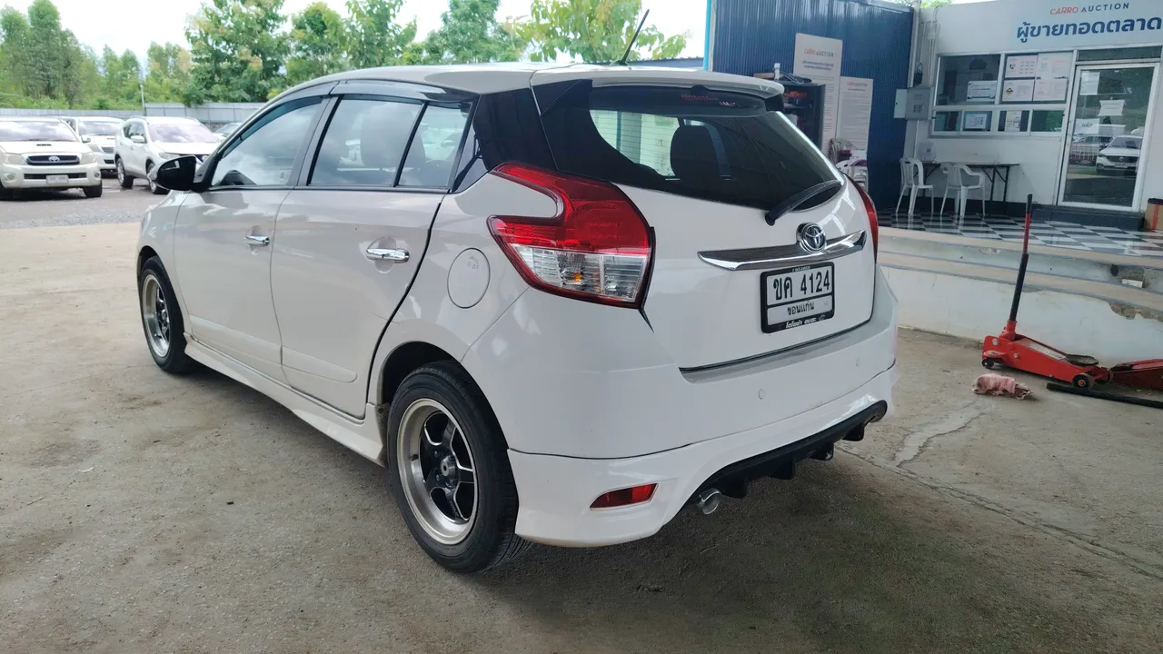 2015 Toyota Yaris – Exterior