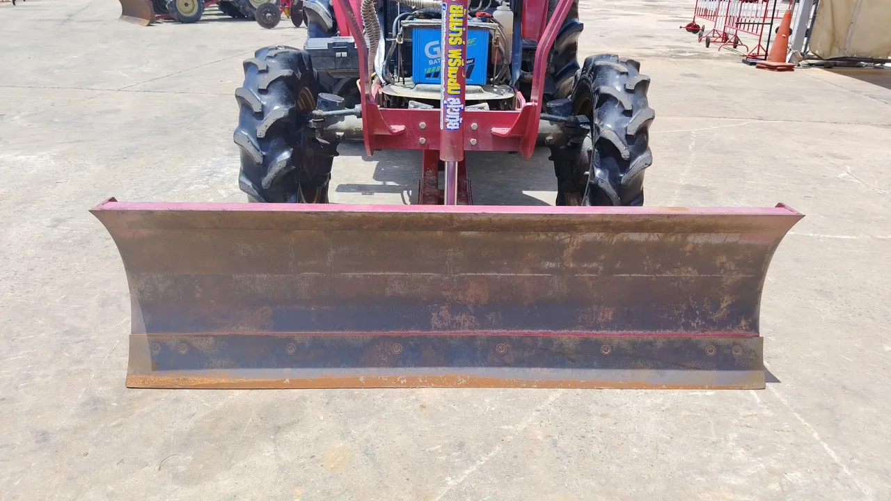 2022 Yanmar YM351A – Exterior