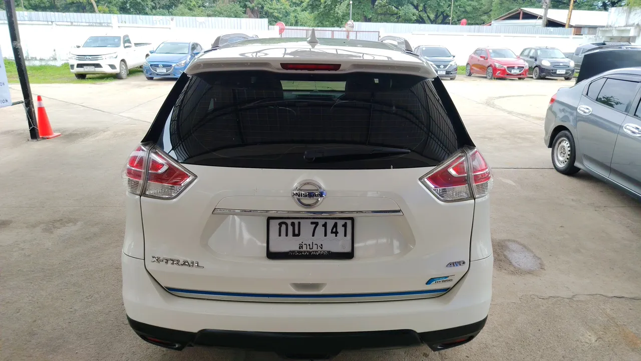 2016 Nissan X-Trail – Back