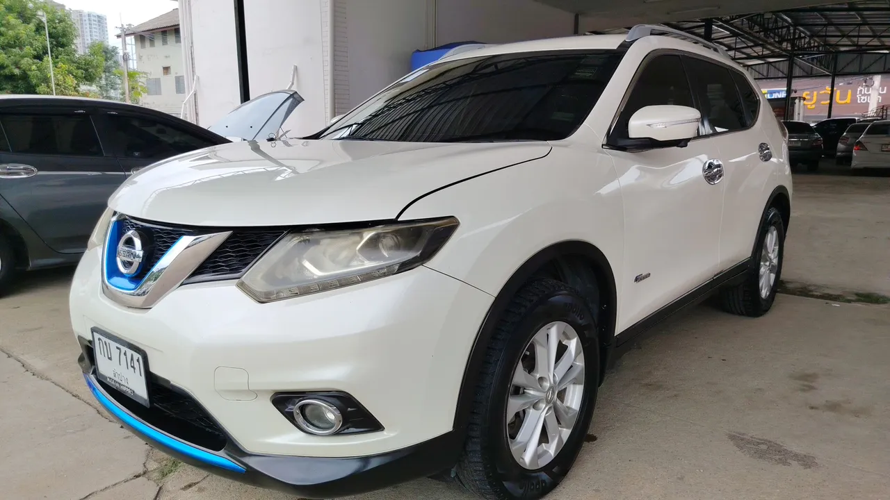 2016 Nissan X-Trail – Front