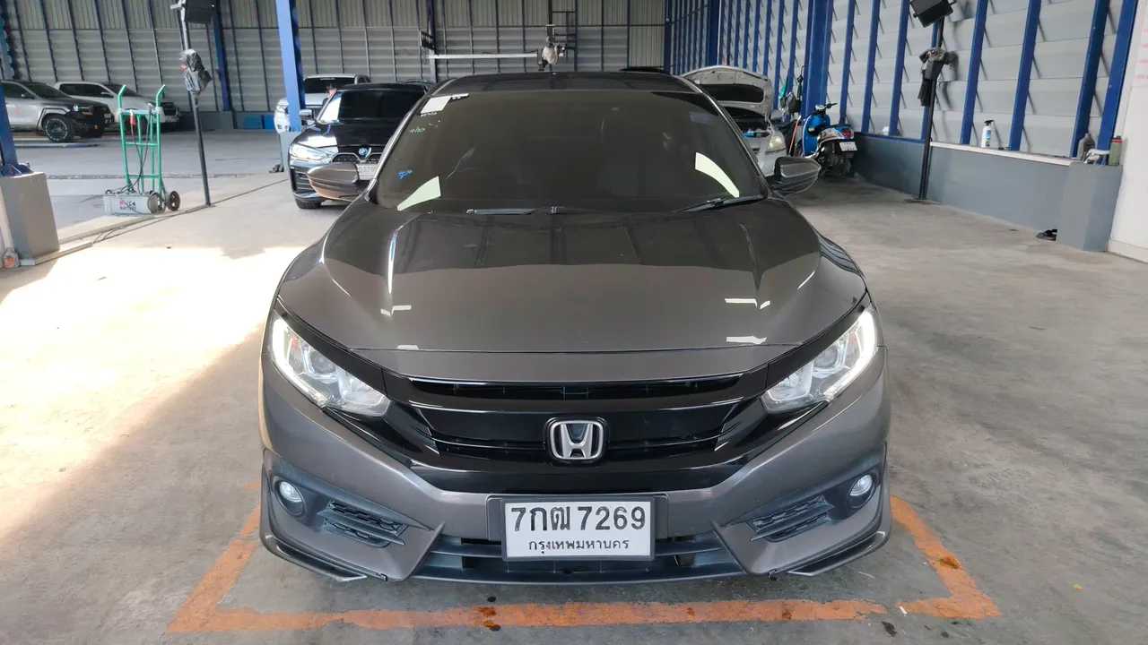 2018 Honda Civic – Exterior