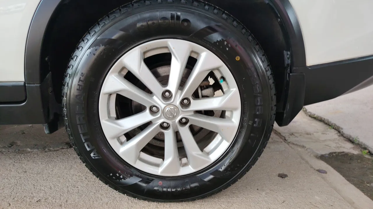 2016 Nissan X-Trail – Exterior