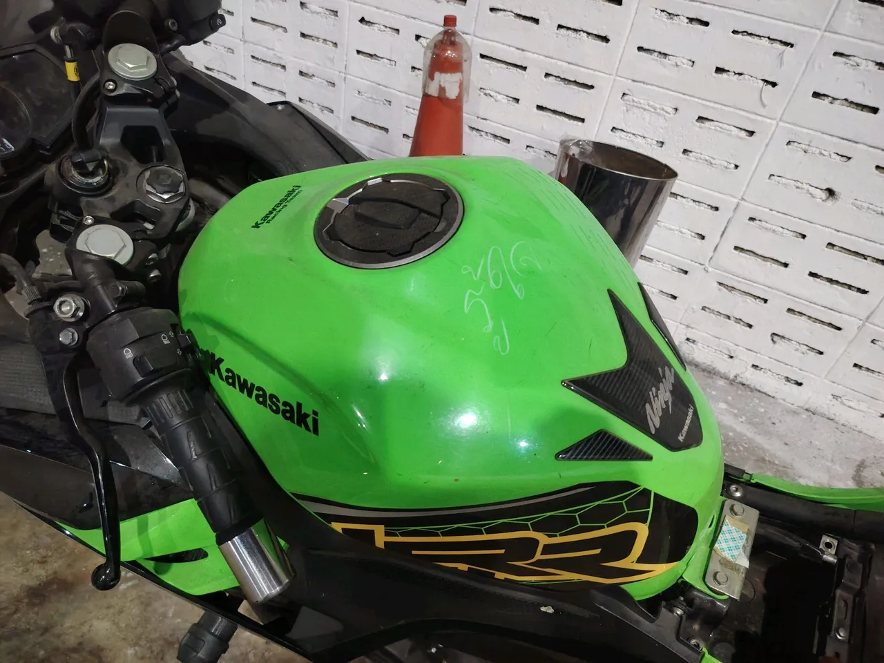 2018 Kawasaki Ninja 400 – Exterior