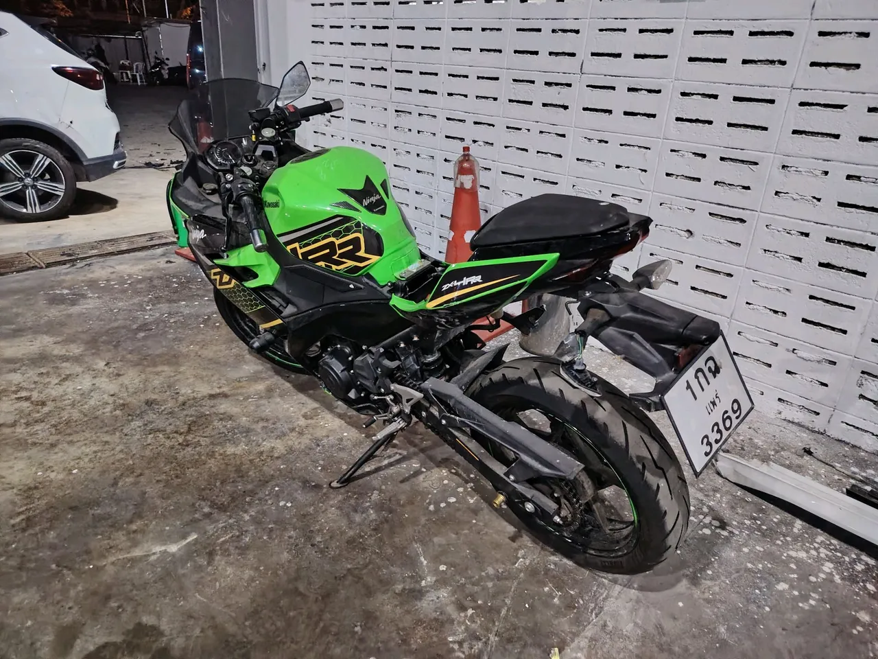 2018 Kawasaki Ninja 400 – Exterior