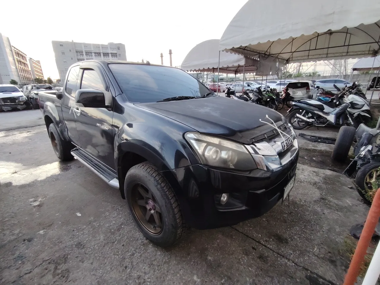 2014 Isuzu D-Max – Exterior