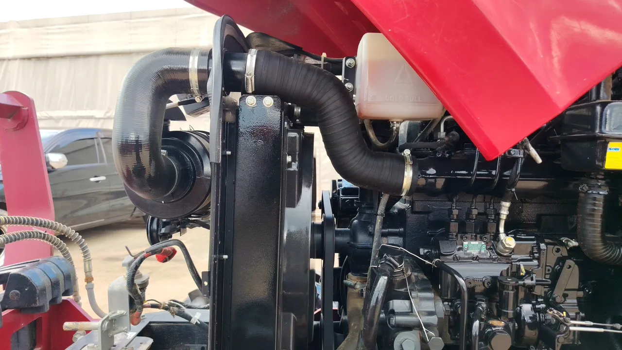 2024 Yanmar SOLIS50 – Exterior