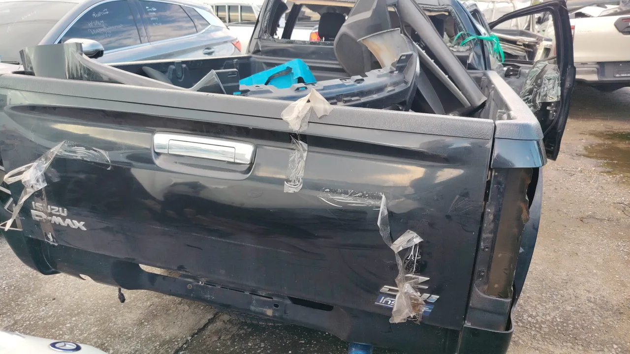 2016 Isuzu D-Max – Exterior