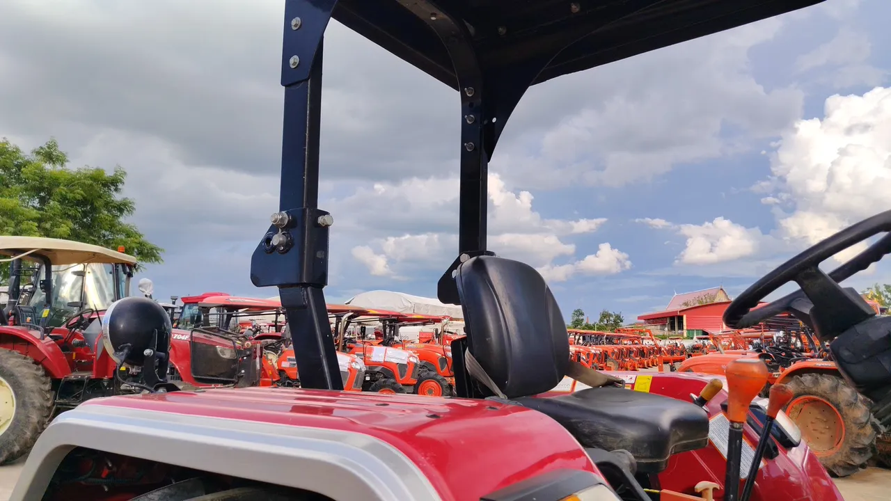 2024 Yanmar SOLIS50 – Exterior