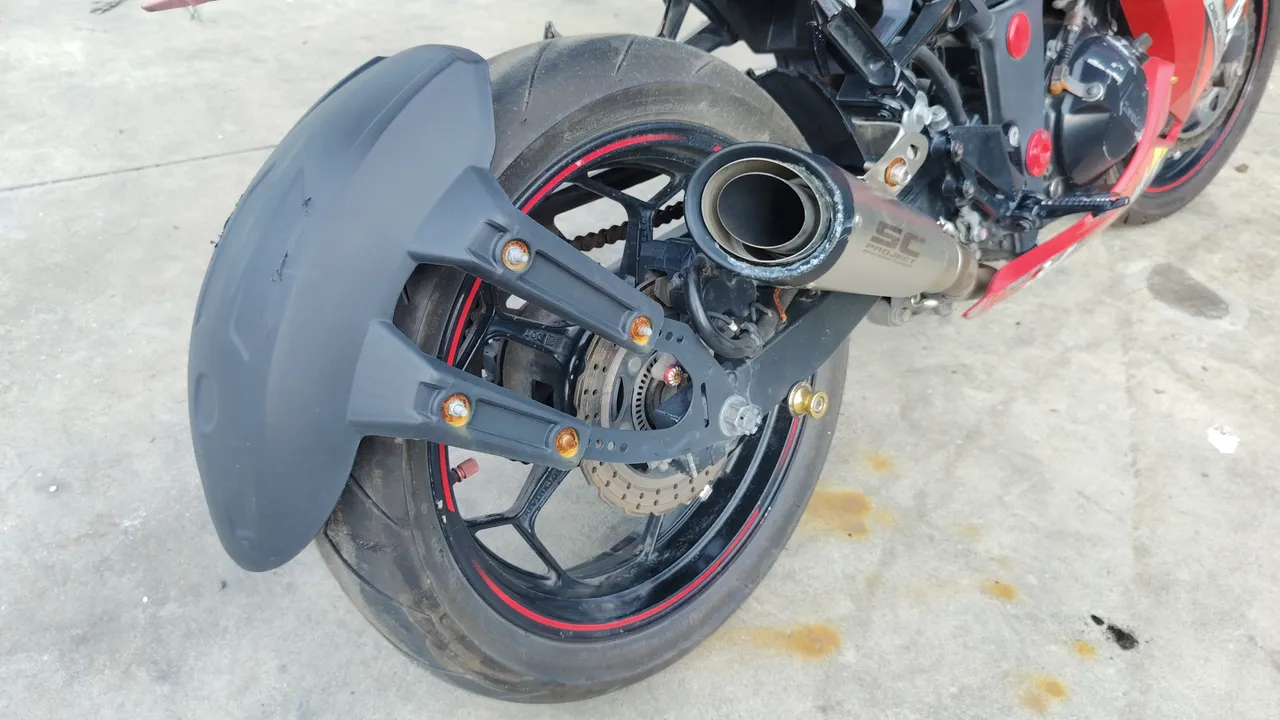 2017 Kawasaki Ninja 300 – Exterior