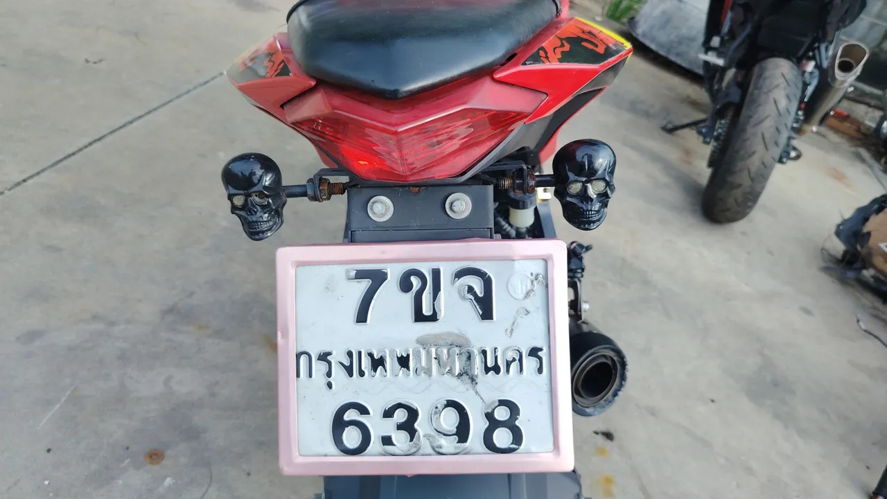 2017 Kawasaki Ninja 300 – Exterior